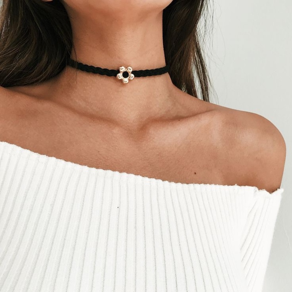 GOLD FLORAL BRAIDED CHOKER